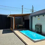 Casa 01 Nova Com Lazer Top 10 Min Paraguai