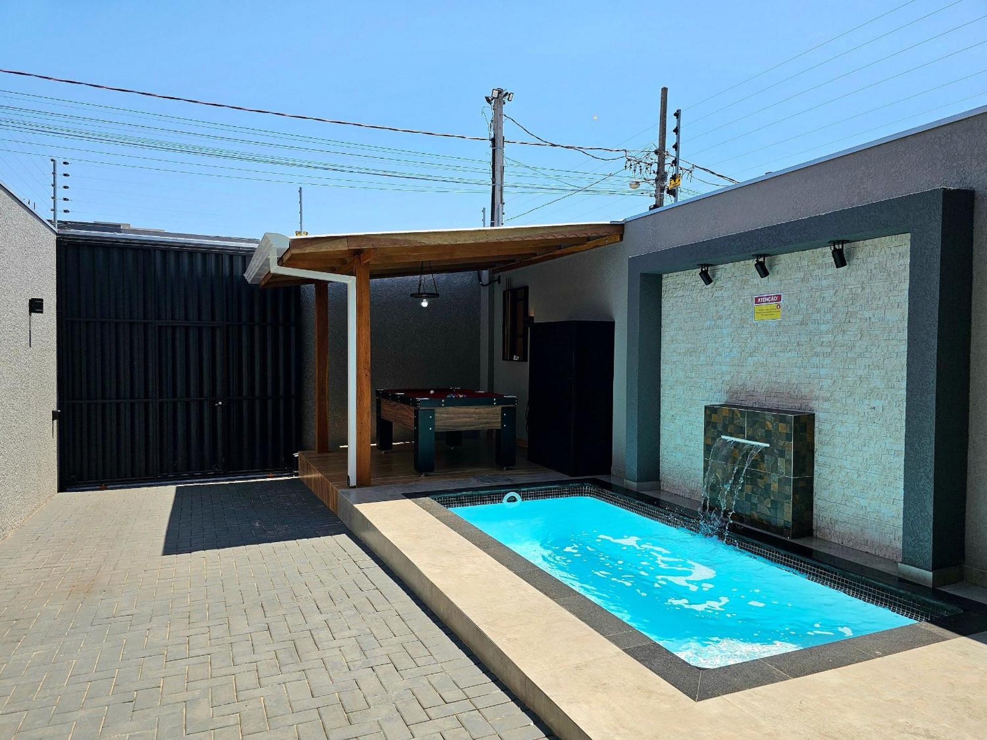 Casa 01 Nova Com Lazer 10 Min Paraguai